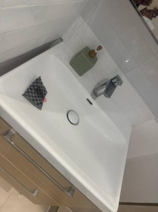Luxueux Appartement La Defense - Porte Maillot - Parc De Bagatelle - Jardin D'Acclimatation - 6 Pers Bois-Colombes Zewnętrze zdjęcie
